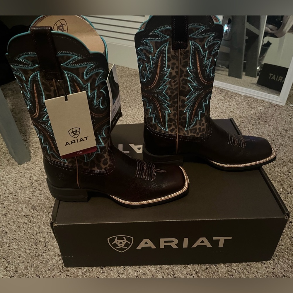 Ariat Lonestar Chocolate Chip Leopard Shoes